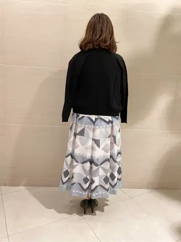 自由区 うめだ コーディネート画像