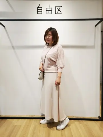 自由区 eri コーディネート画像