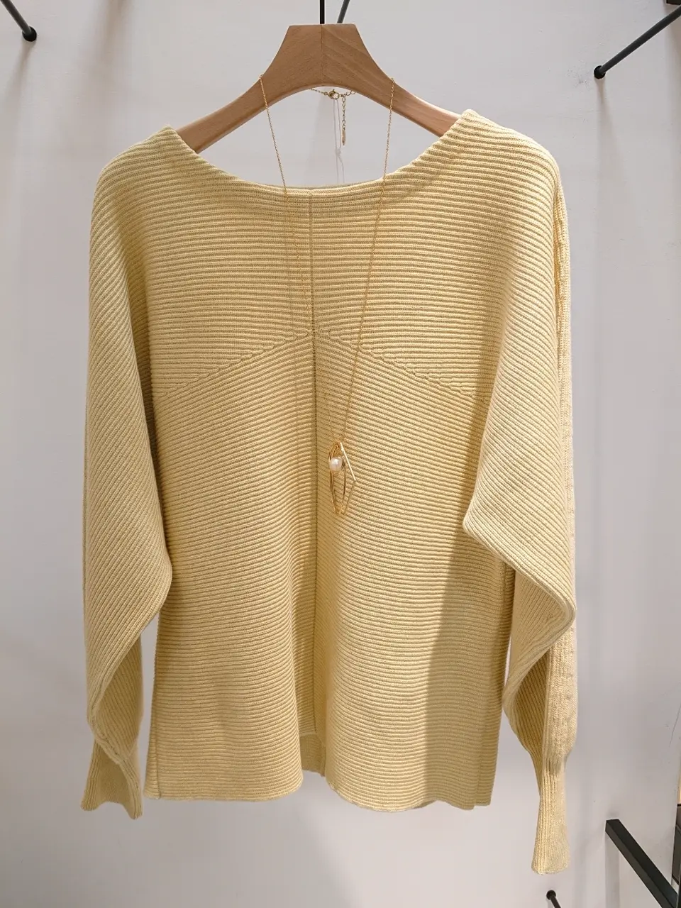 自由区 近藤 コーディネート画像