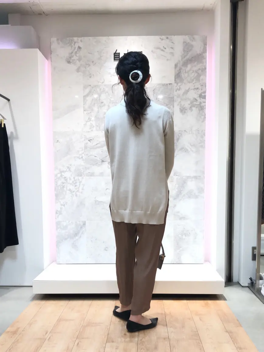 自由区 中尾 コーディネート画像