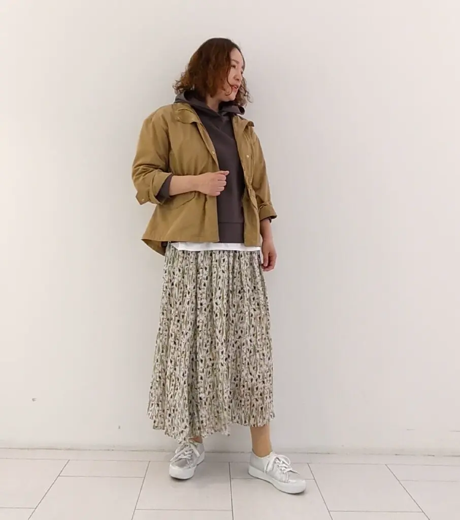  ナオミ コーディネート画像