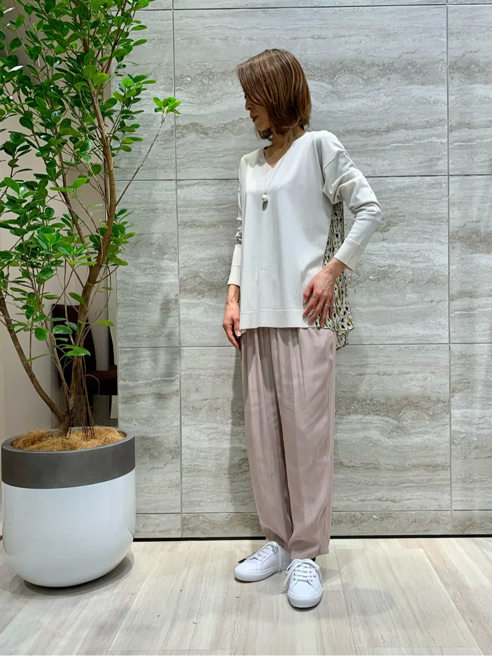 自由区 Ishii コーディネート画像