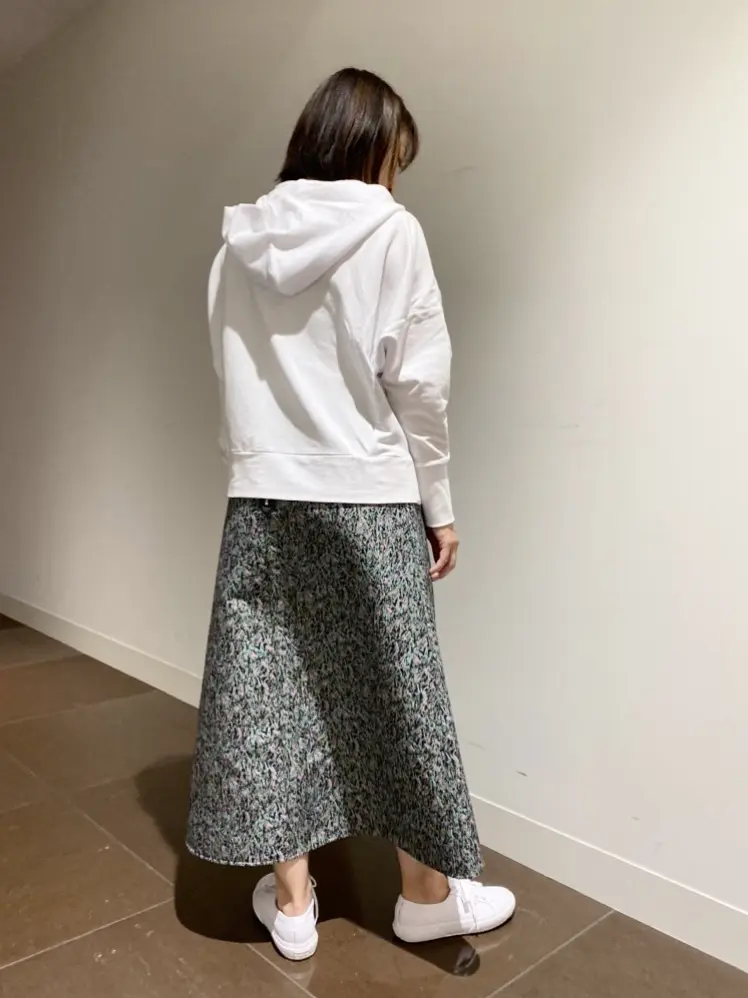 自由区 伊藤 コーディネート画像