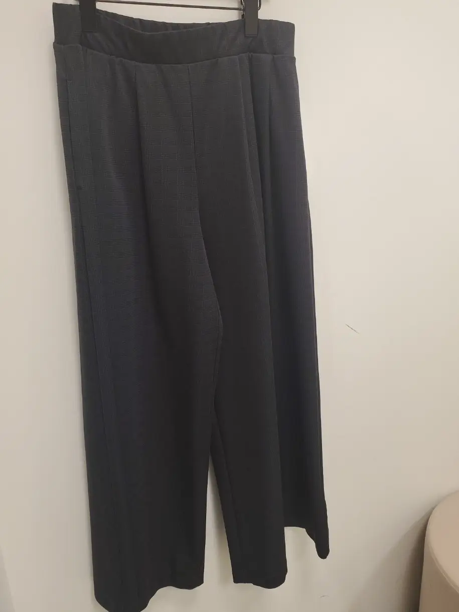 自由区 竹増 コーディネート画像