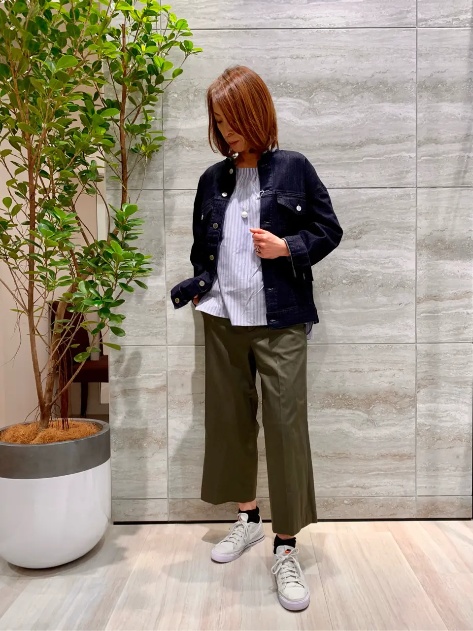 自由区 Ishii コーディネート画像