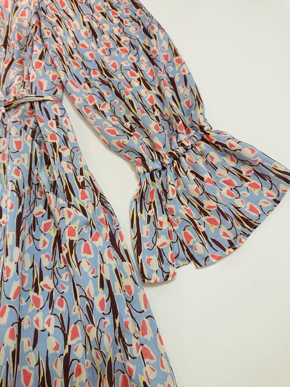 自由区 近藤 コーディネート画像