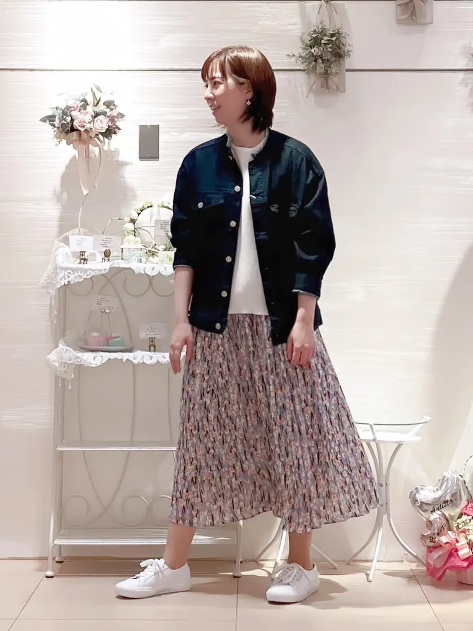  丸尾 コーディネート画像