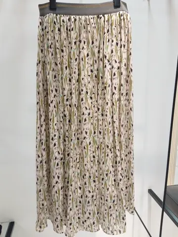 自由区 近藤 コーディネート画像