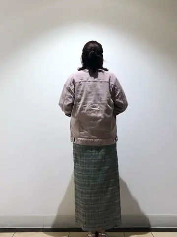 自由区 藤﨑 コーディネート画像