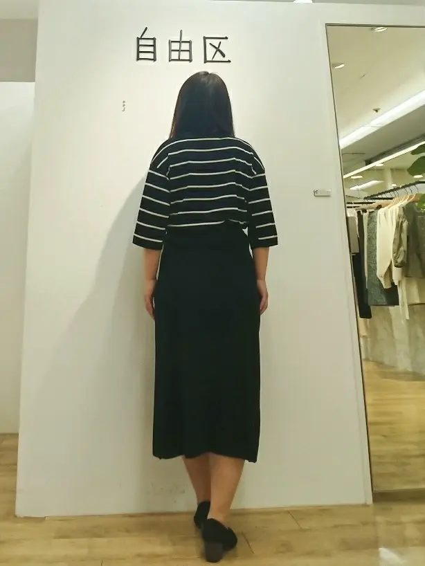 自由区 スタッフ コーディネート画像