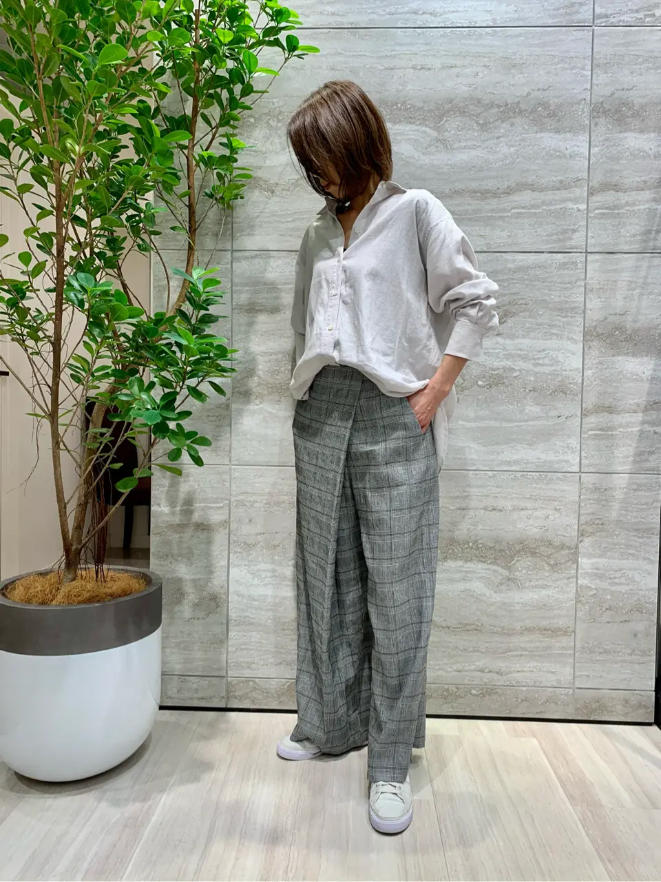 自由区 Ishii コーディネート画像