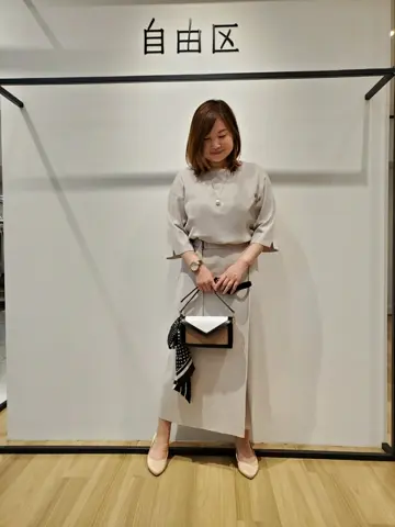 自由区 eri コーディネート画像