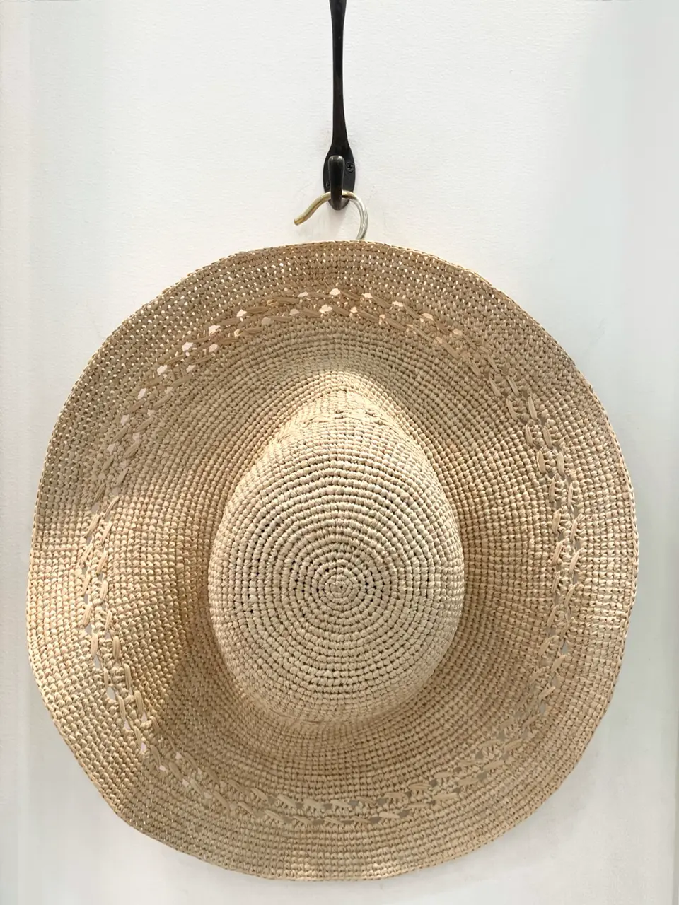 自由区 佐藤 コーディネート画像