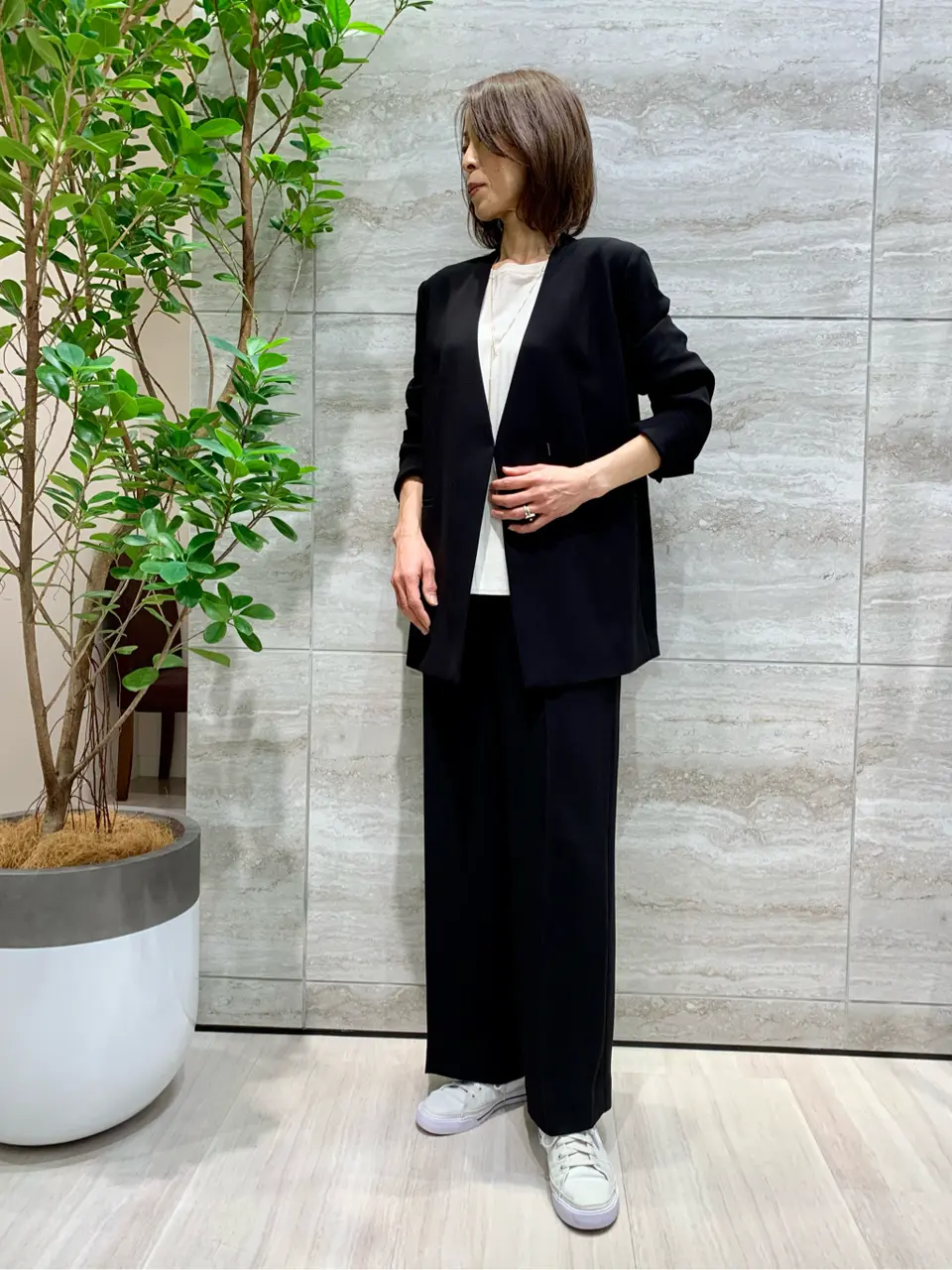 自由区 Ishii コーディネート画像