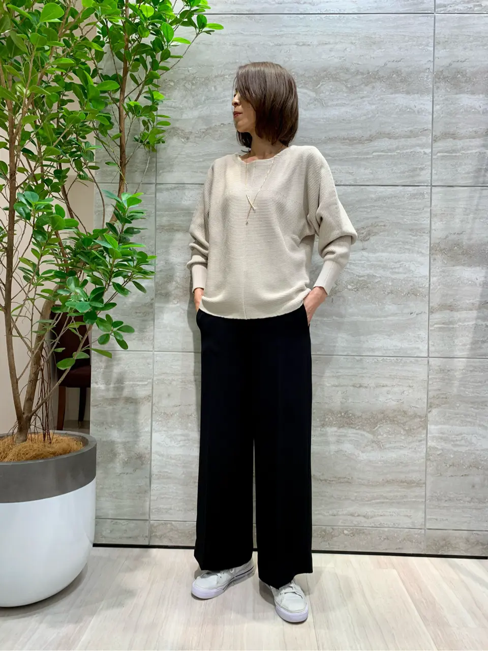 自由区 Ishii コーディネート画像