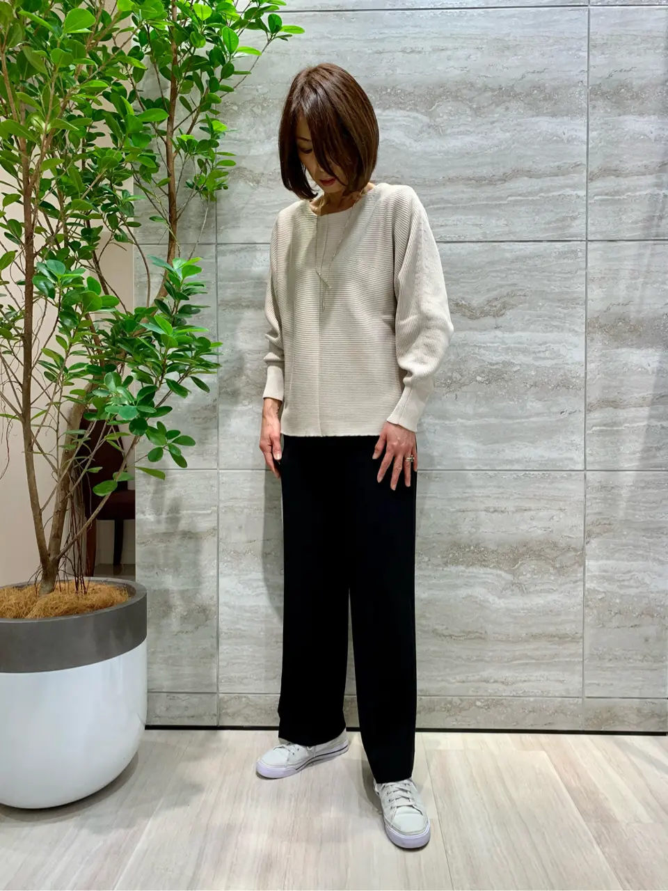 自由区 Ishii コーディネート画像