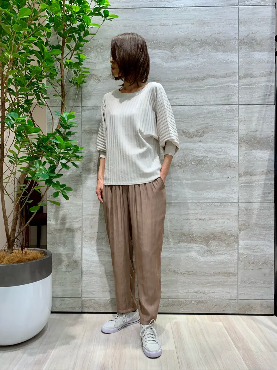 自由区 Ishii コーディネート画像