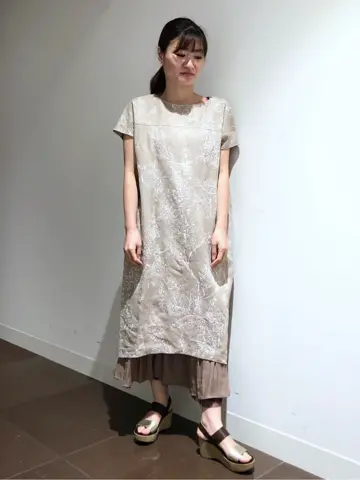 自由区 古宮 コーディネート画像