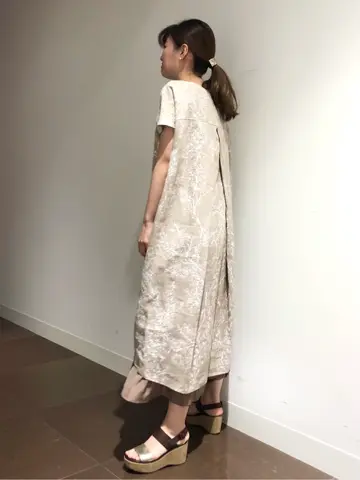 自由区 古宮 コーディネート画像