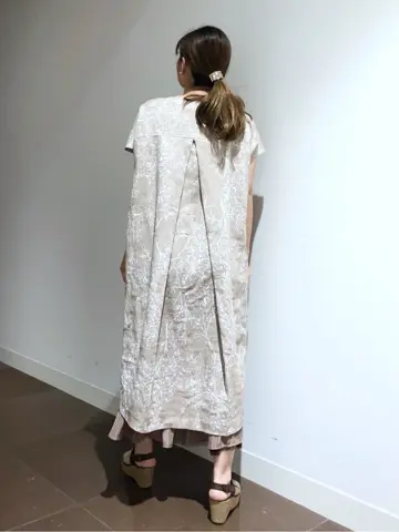 自由区 古宮 コーディネート画像