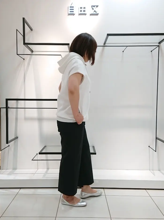 自由区 近藤 コーディネート画像