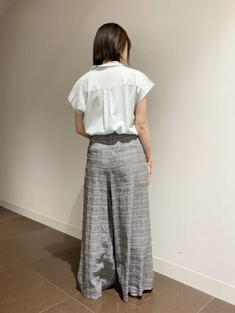 自由区 伊藤 コーディネート画像