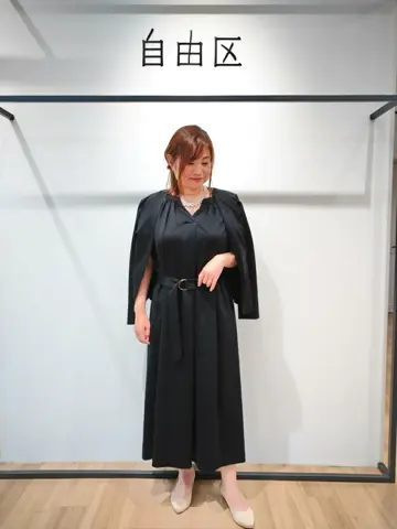 自由区 eri コーディネート画像