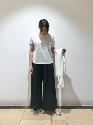 自由区 藤﨑 コーディネート画像