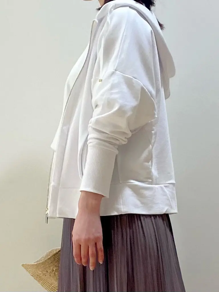 自由区 丹野 コーディネート画像