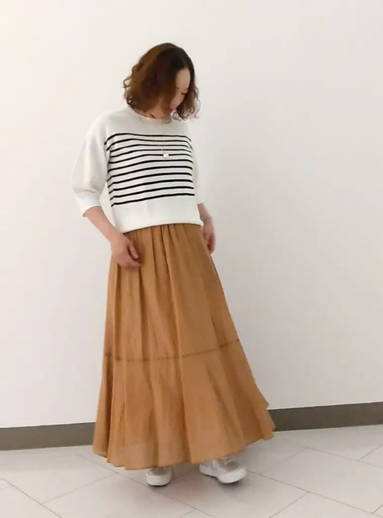  ナオミ コーディネート画像