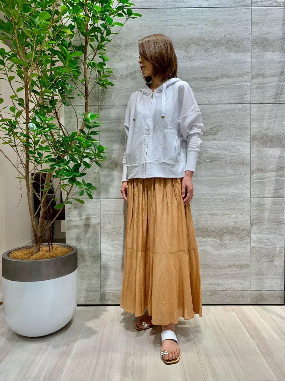 自由区 Ishii コーディネート画像