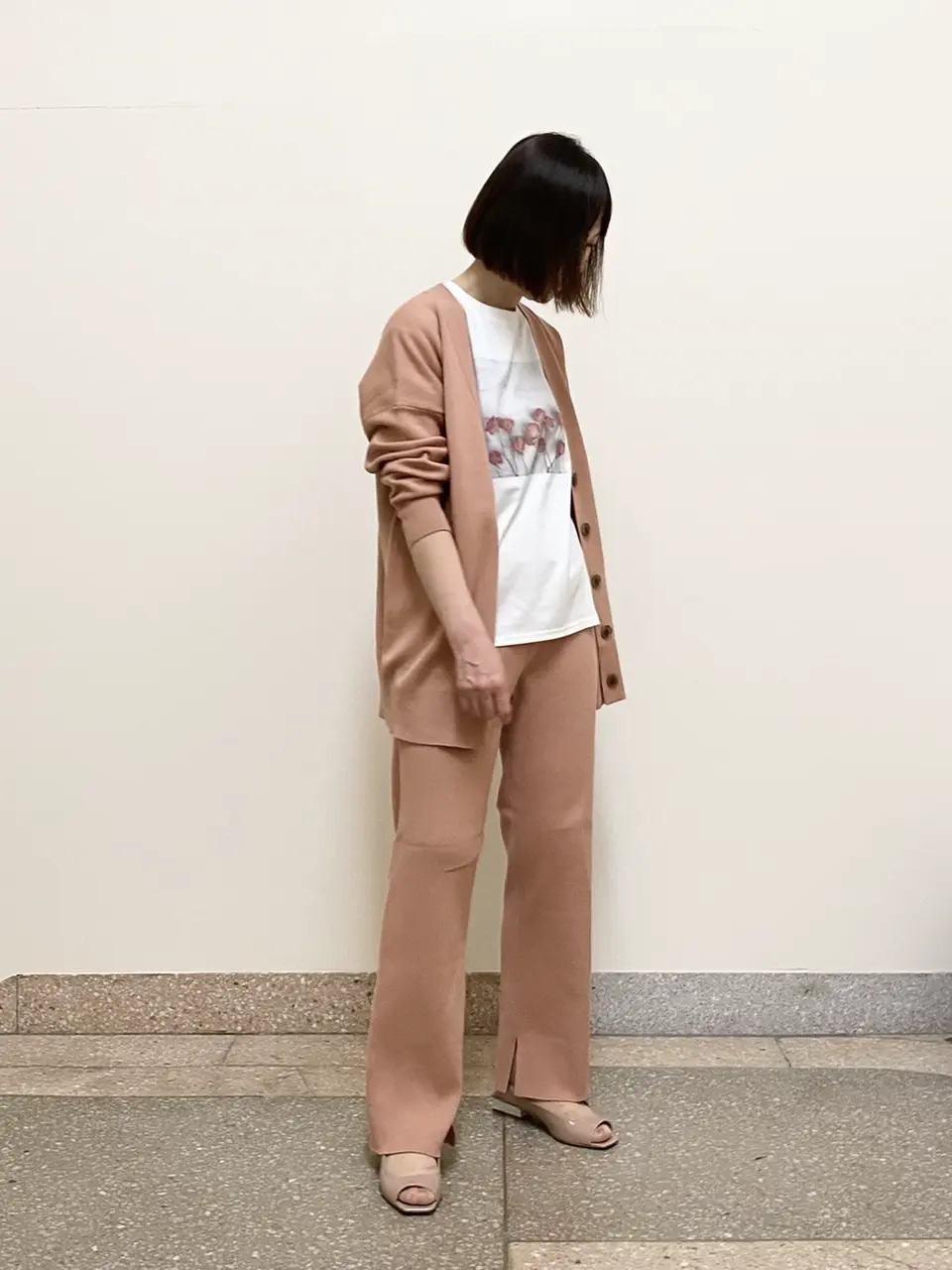 自由区 阿部 コーディネート画像