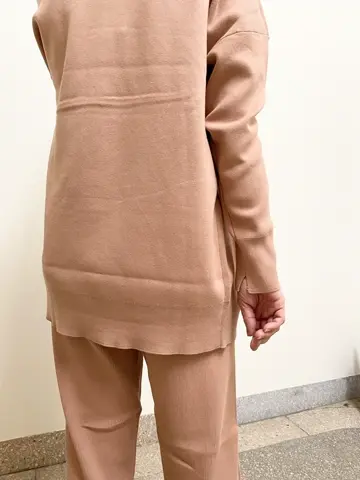 自由区 阿部 コーディネート画像