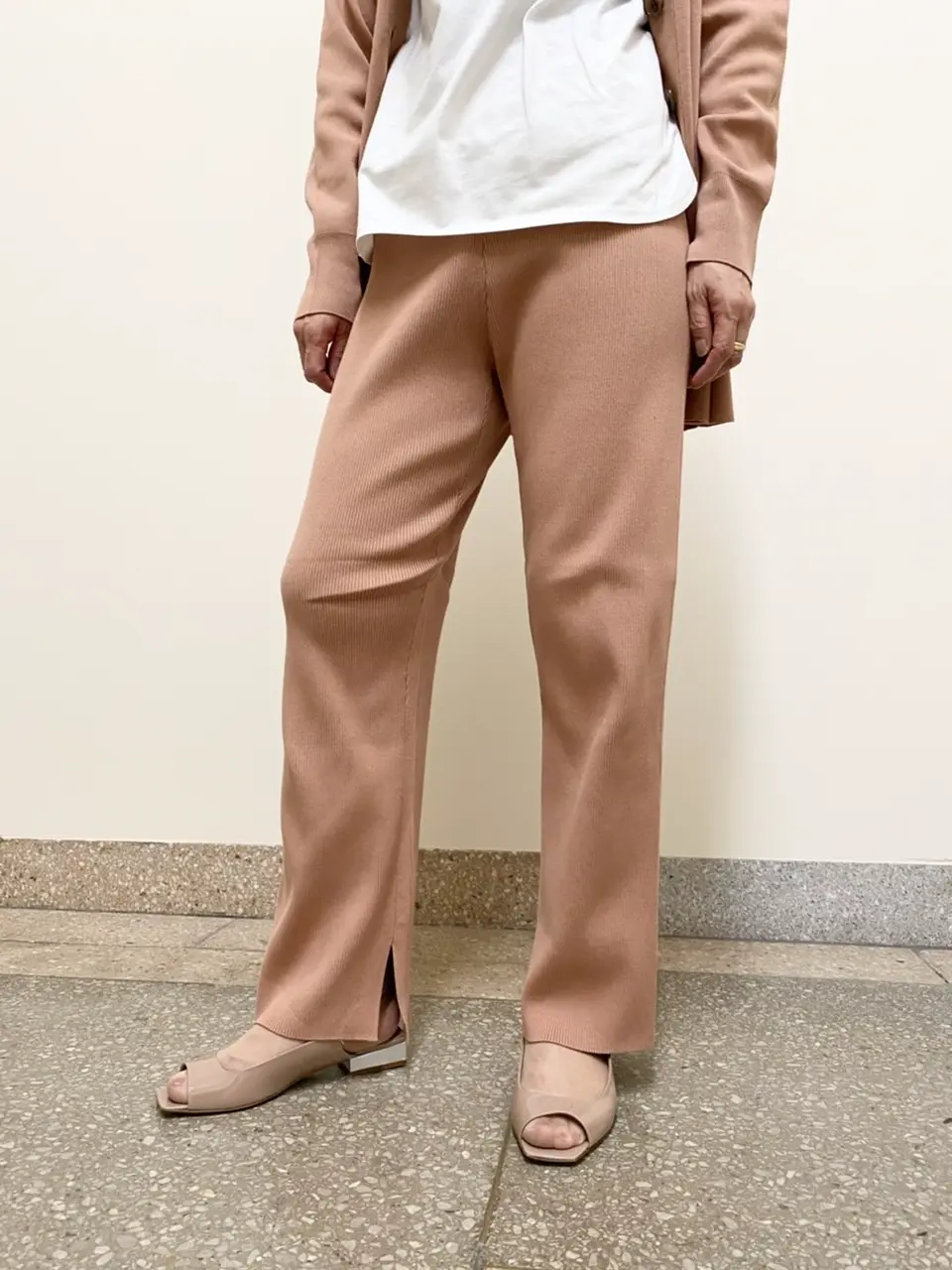 自由区 阿部 コーディネート画像