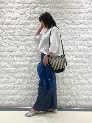 自由区 林 コーディネート画像