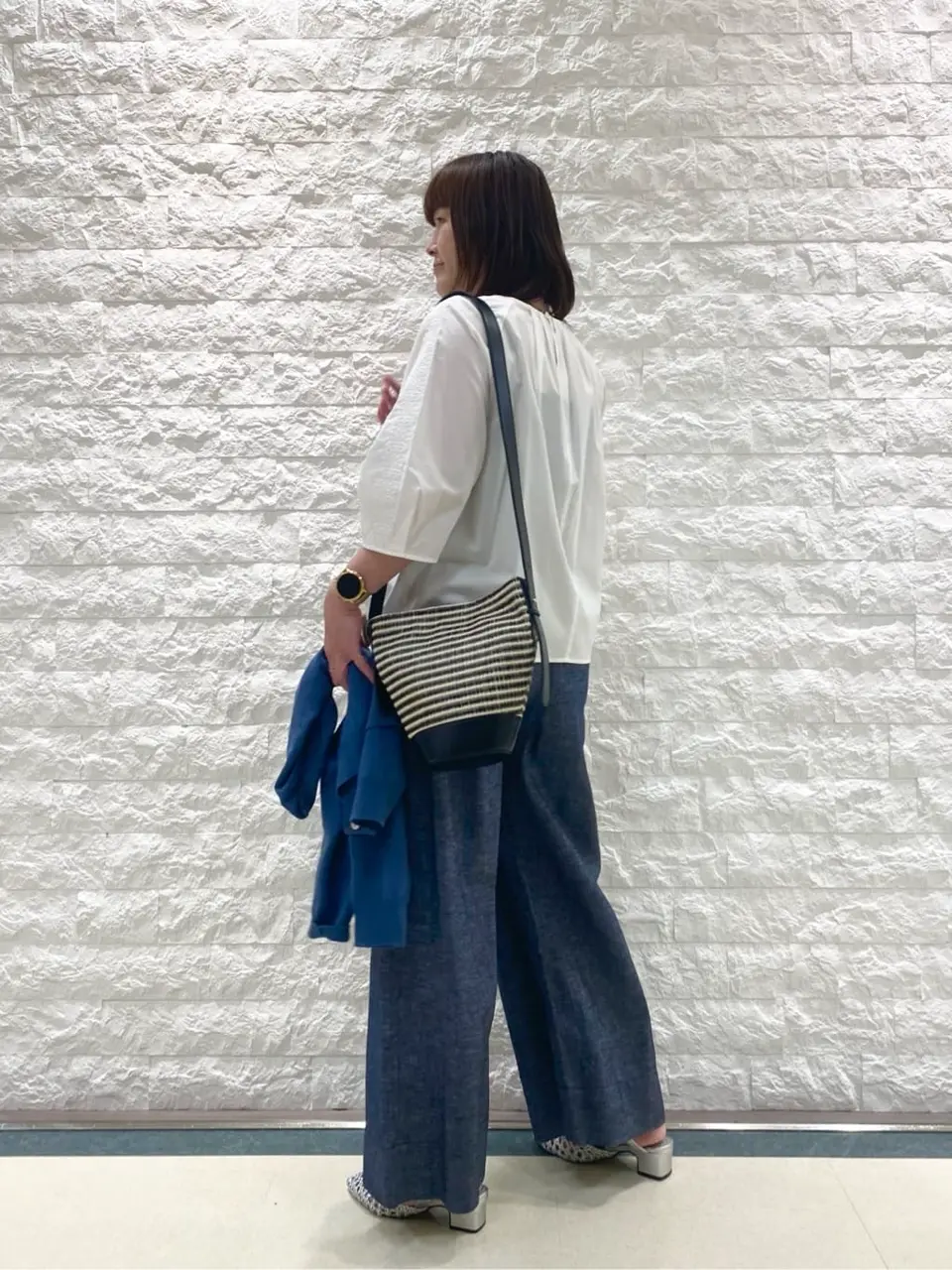 自由区 林 コーディネート画像