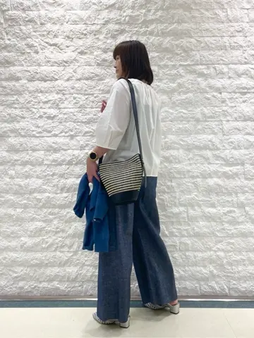 自由区 林 コーディネート画像