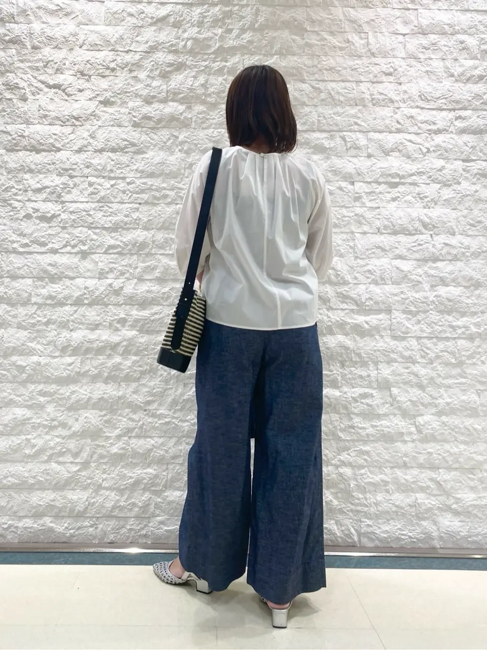 自由区 林 コーディネート画像