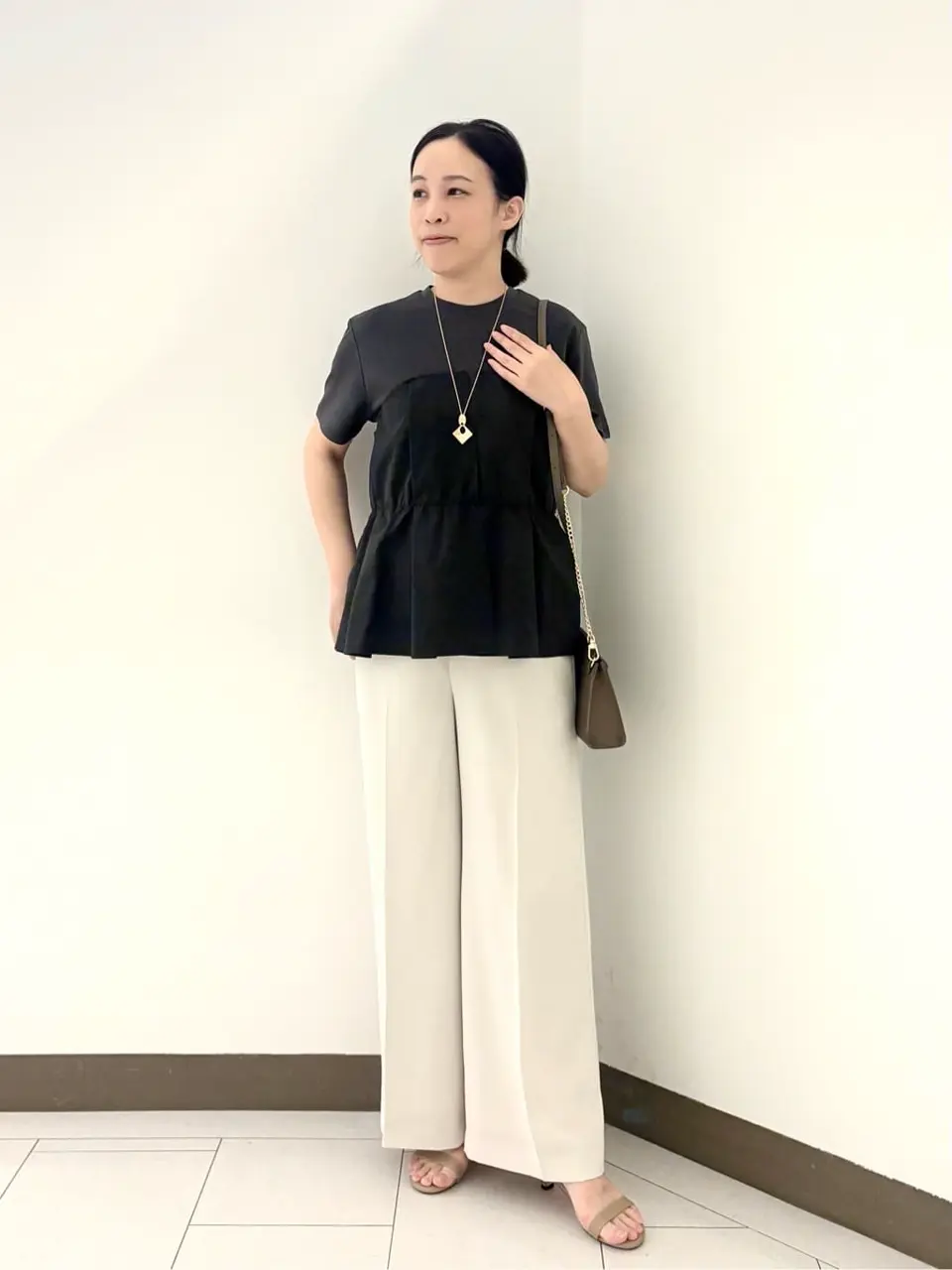 自由区 南 コーディネート画像