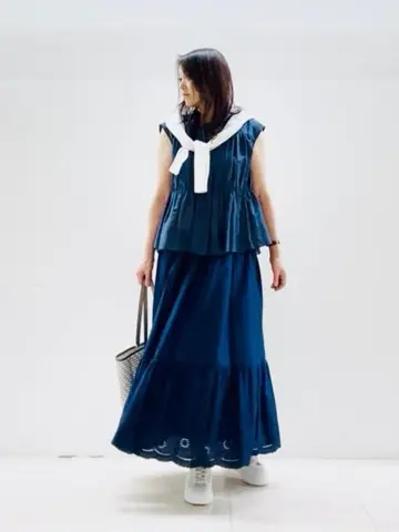 自由区 スタッフ コーディネート画像