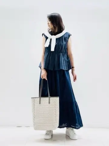 自由区 スタッフ コーディネート画像