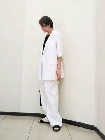 自由区 浅野 コーディネート画像