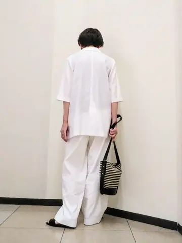 自由区 浅野 コーディネート画像