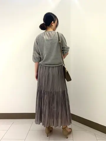 自由区 南 コーディネート画像