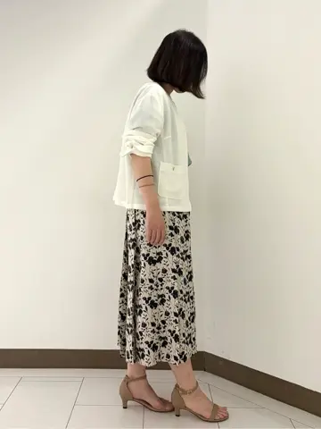 自由区 南 コーディネート画像