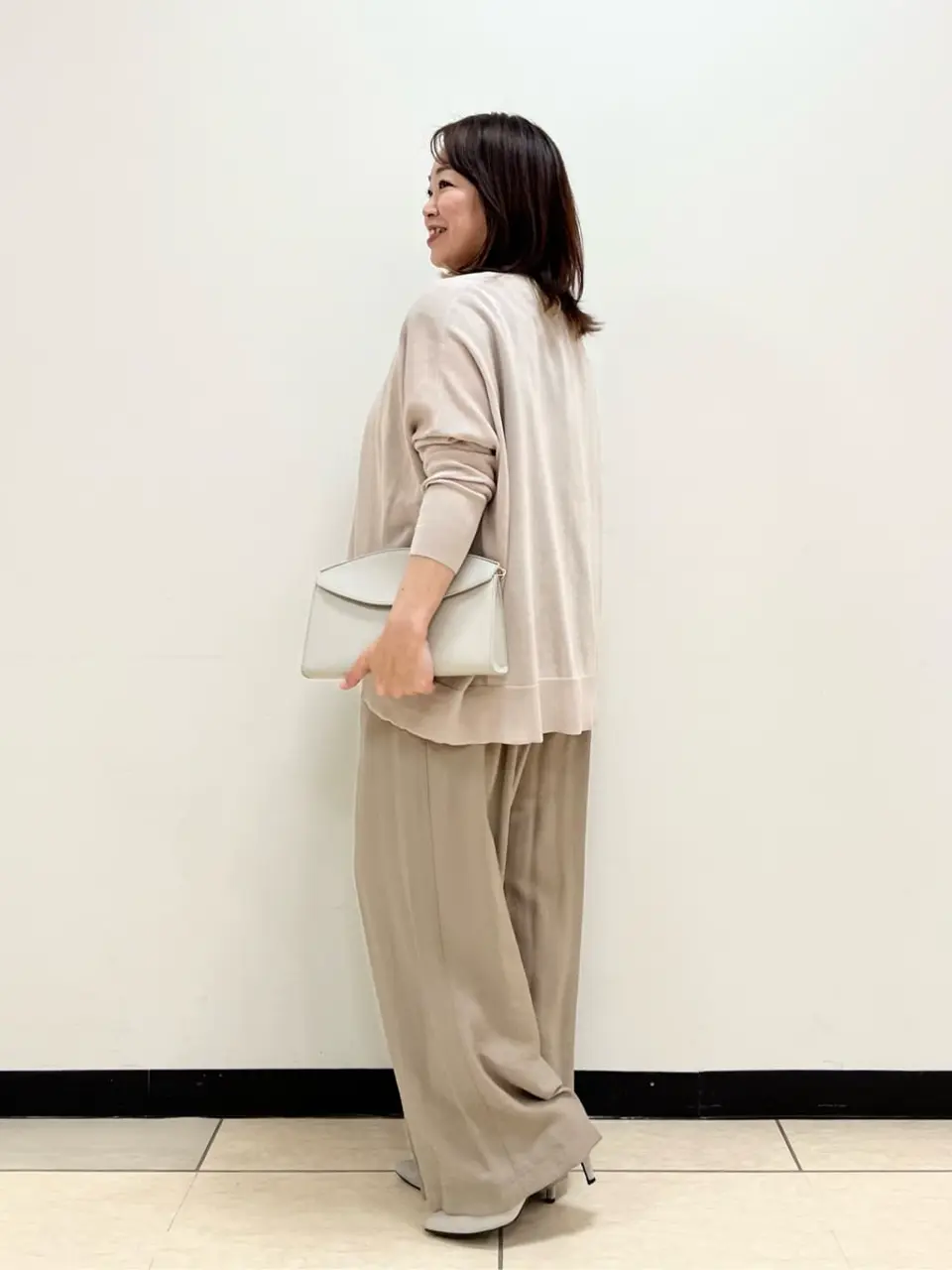 自由区 伊藤 コーディネート画像