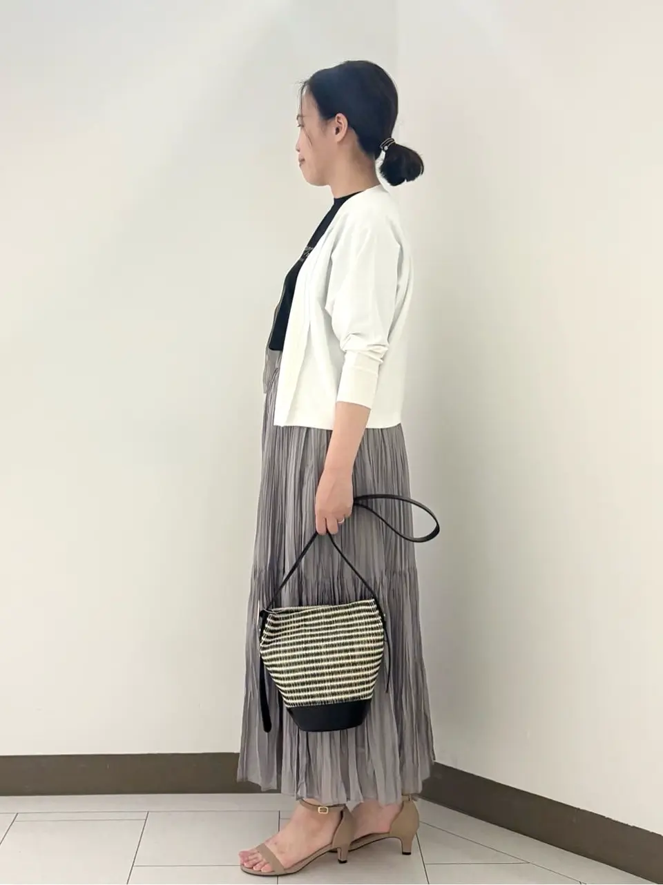 自由区 南 コーディネート画像