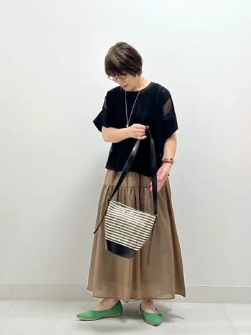 自由区 スタッフ コーディネート画像