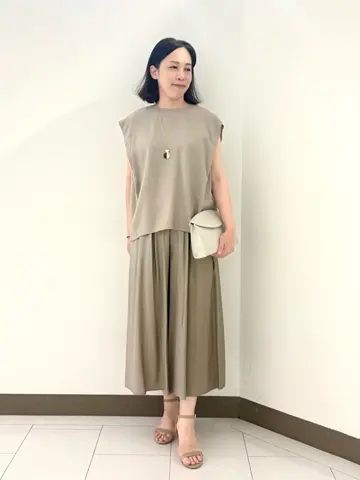 自由区 南 コーディネート画像