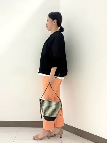 自由区 南 コーディネート画像